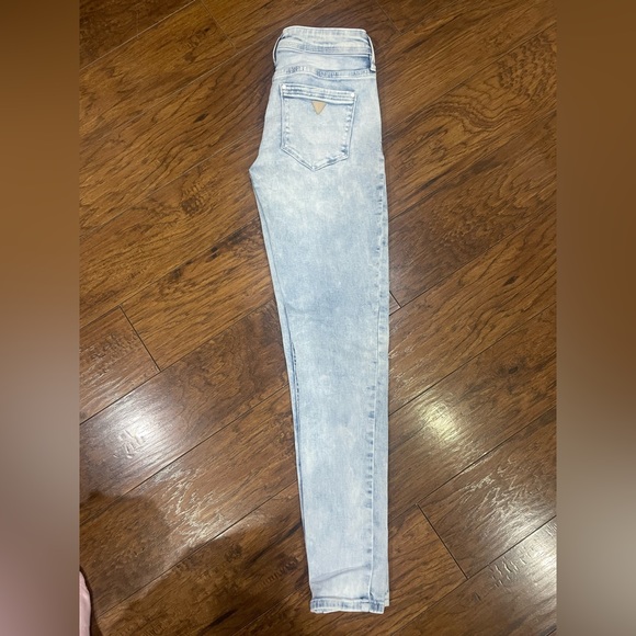 Guess Acid Wash skinny jeans - Picture 1 of 6